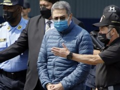 Хондурас улсын Ерөнхийлөгч асан хар тамхины наймаачдад тусалсан хэргээр 45 жилийн ял авчээ