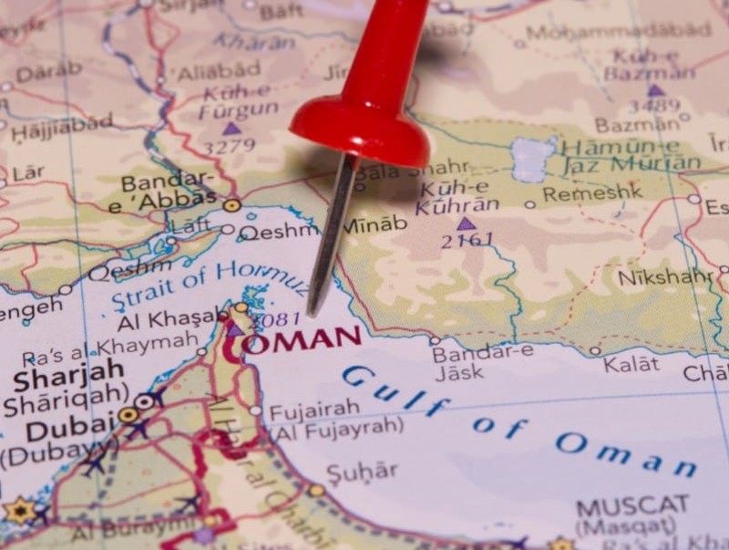 Ормузын хоолойгоор дамжин өнгөрч байсан 22 хөлөг онгоц халдлагад өртжээ