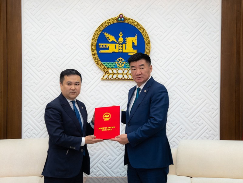 Төрийн болон орон нутгийн өмчийн тухай хуульд өөрчлөлт оруулах тухай хуулийн төслийг өргөн мэдүүлэв