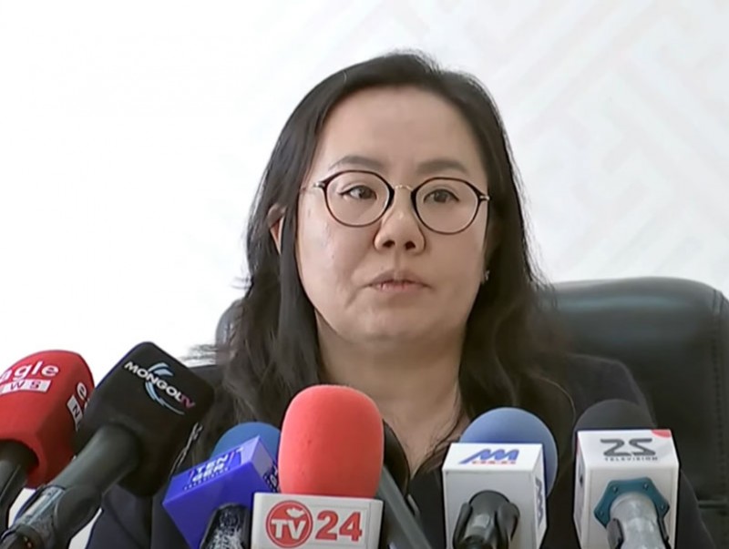 Хүний хувийн мэдээллийг хамгаалах асуудлаар мэдээлэл өгч байна